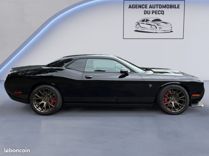 Dodge Challenger V8 6.2 SRT