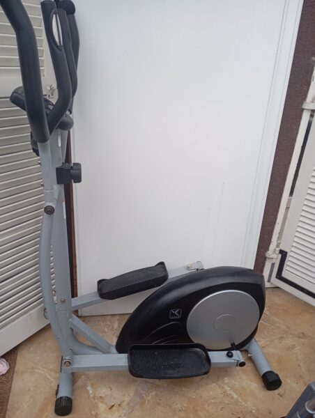 Vélo elliptique très bon état