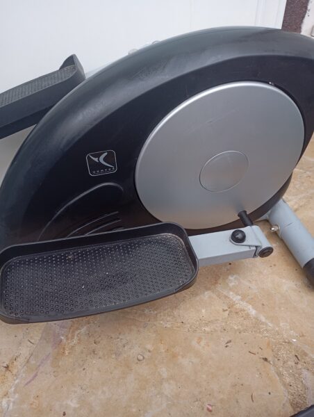 Vélo elliptique très bon état