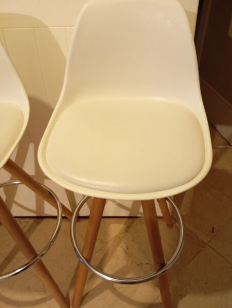 2 Chaises de Bar très bon état